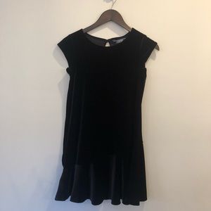 Lands End Girls Short Sleeve Black Velvet Dress M